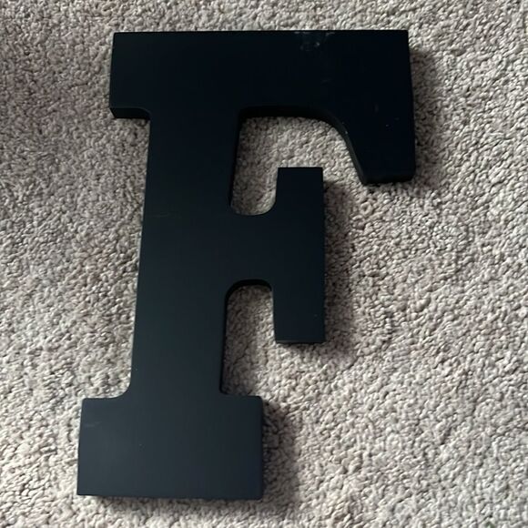 9” Black Block Hanging Capital Letters “FCUS” for Classroom Use with Wall Clock - Picture 2 of 15
